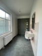 Bad - RESERVIERT! Gepflegte, renovierte Wohnung mit eigenem Eingang und PKW-Stellplatz