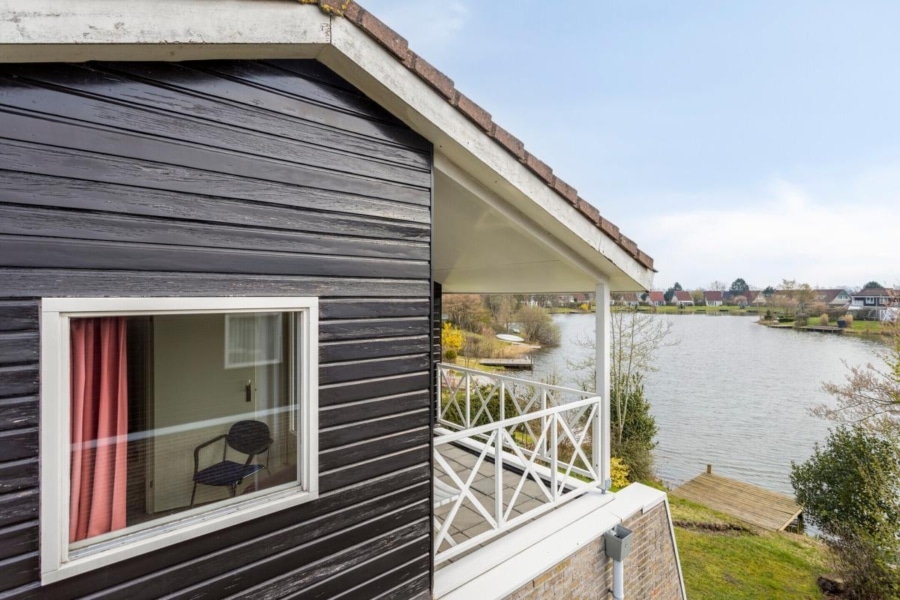 Niederlande: Ferienhaushälfte am schönen Binnenmeer - Ansicht